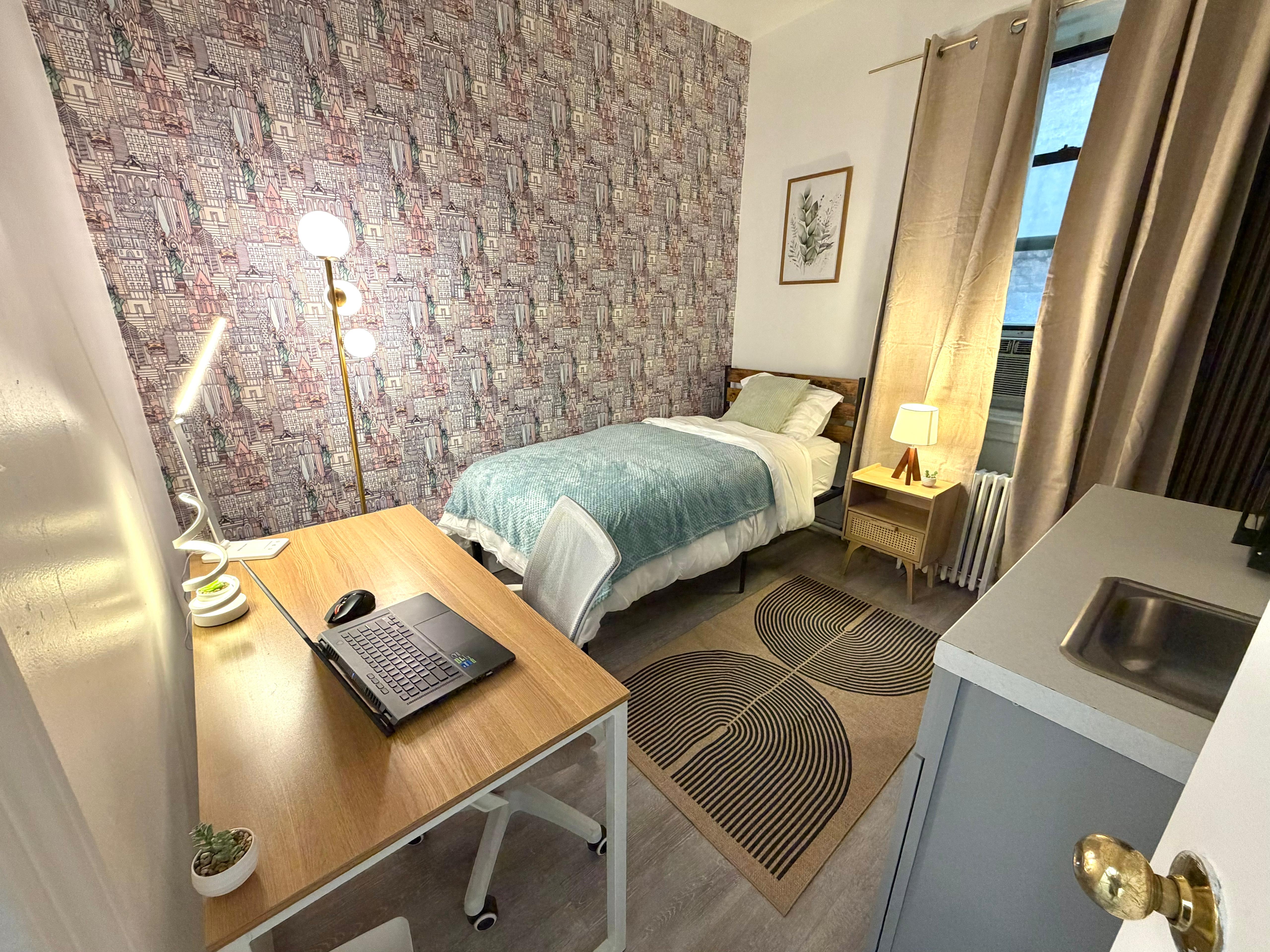 Room 106 — Studio Basic with Shared Bathroom