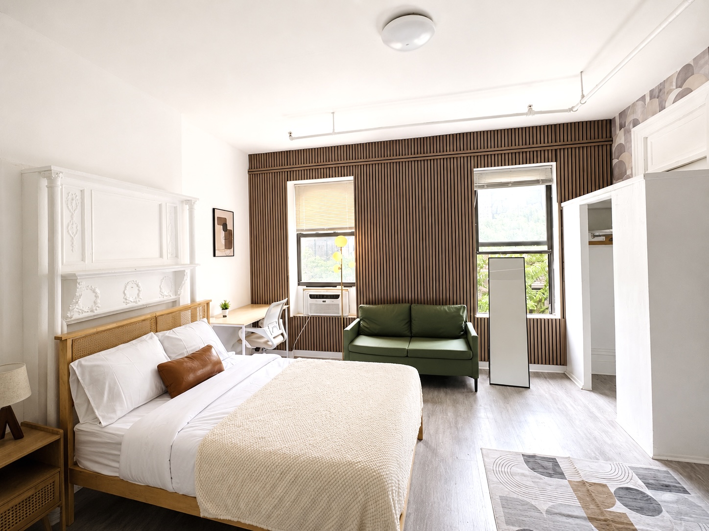 Room 1115 — Studio Basic with Shared Bathroom