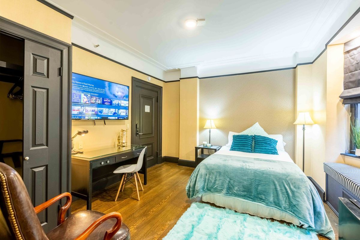 Semi-Private Plus - Midtown Manhattan